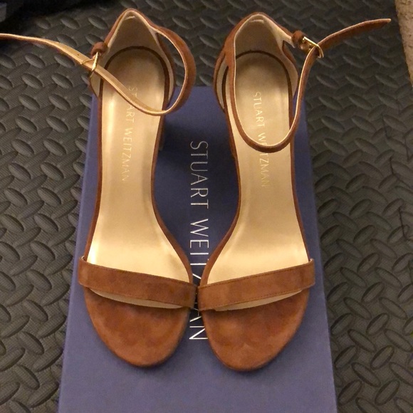 stuart weitzman nearly nude sale